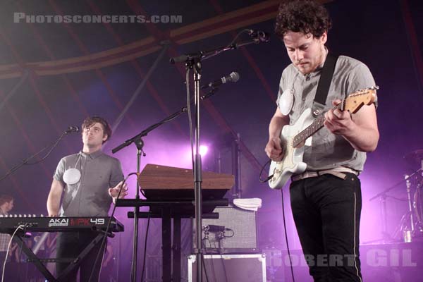 METRONOMY - 2009-06-28 - PARIS - Hippodrome de Longchamp - 